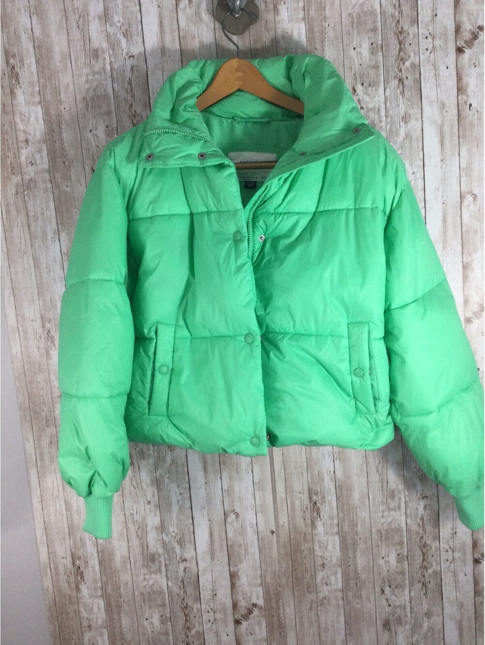 AEO American Eagle Women's XS Green Cropped Puffer Coat Jacket High Collar NICE